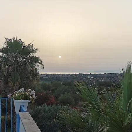 Ippari & Oanis Holiday home